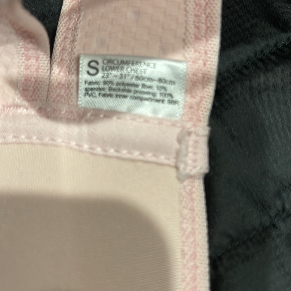 Posture correction - Picture 2 of 3